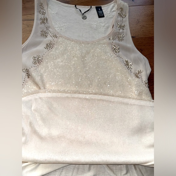 Buckle BKE Cream Sequin Beaded Tank Top Size S - Picture 5 of 7